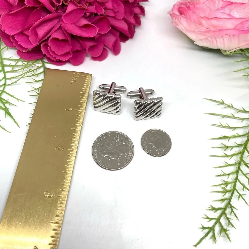 VINTAGE⚜️Quilted Retro Silver Square Cuff Links Set